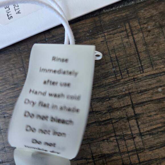 Andie Swim x Demi Moore The Tropez Bikini Top Size M NWT - Picture 12 of 16